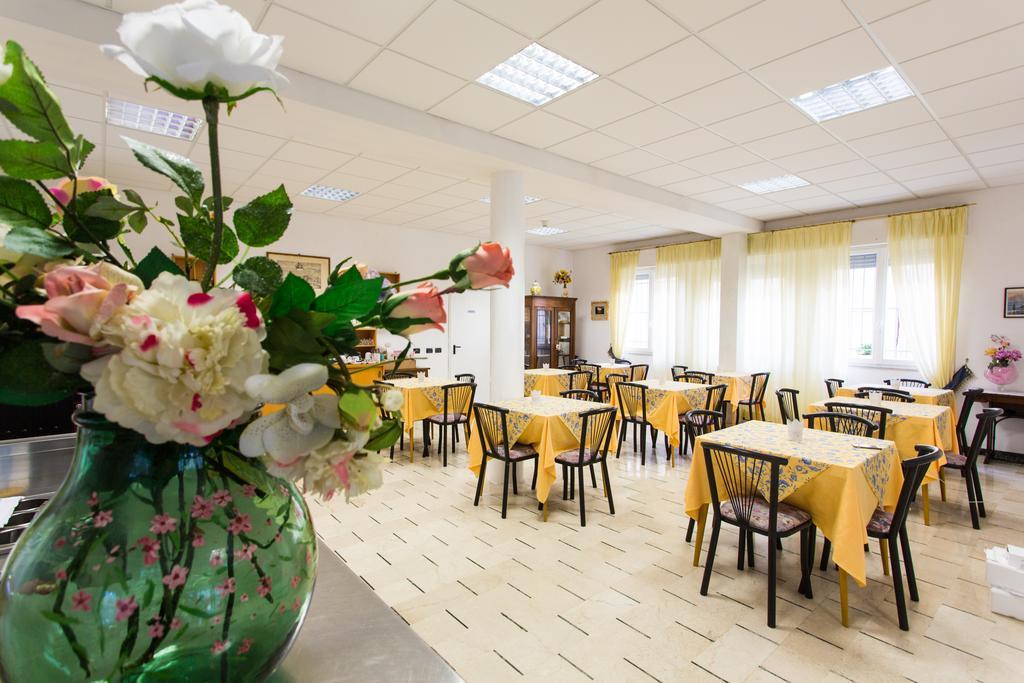 Hotel Majorca Cesenatico Ngoại thất bức ảnh