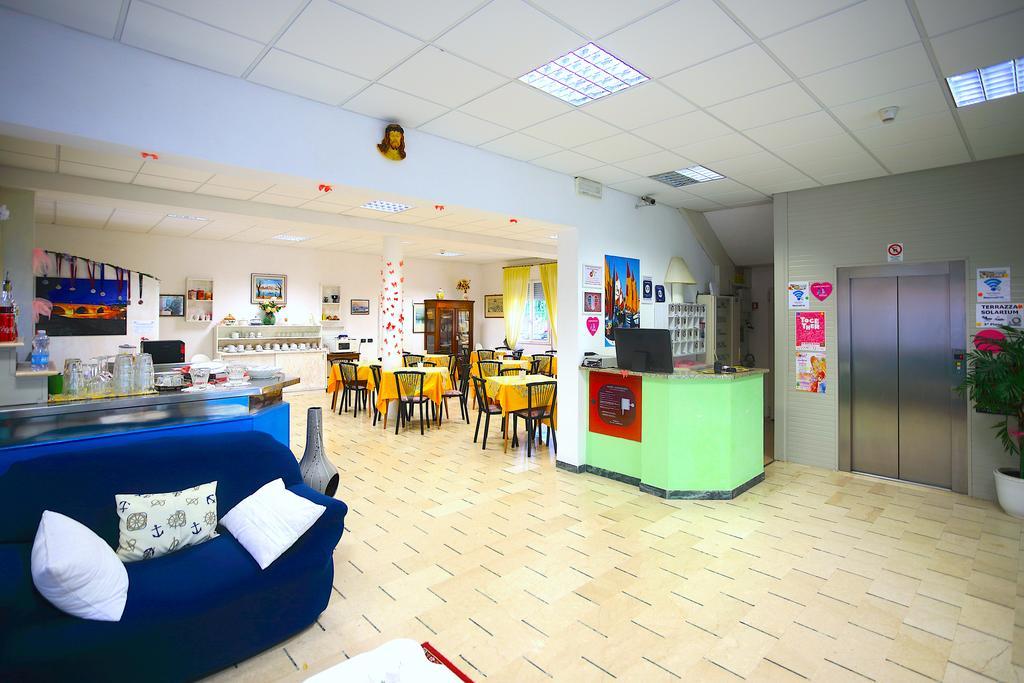 Hotel Majorca Cesenatico Ngoại thất bức ảnh